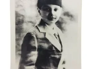 Royal Egyptian Family Vintage Postcard