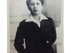 Royal Egyptian Family Vintage Postcard